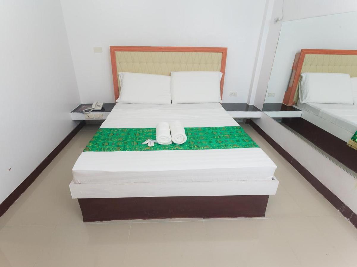 Jared Suites Upper Digos المظهر الخارجي الصورة